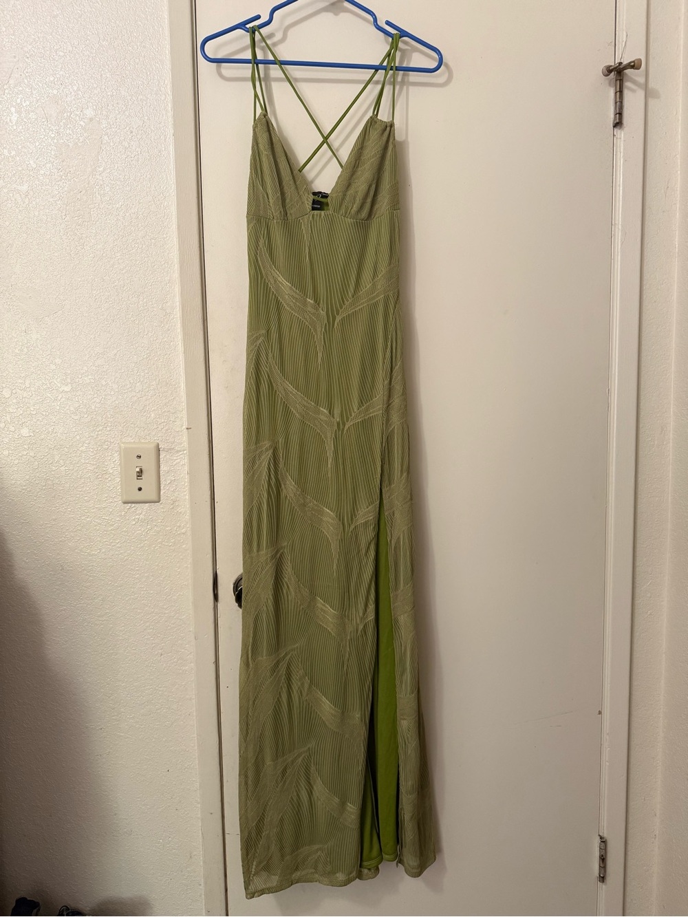 Windsor Olive Green Strappy V-Neck Maxi Dress